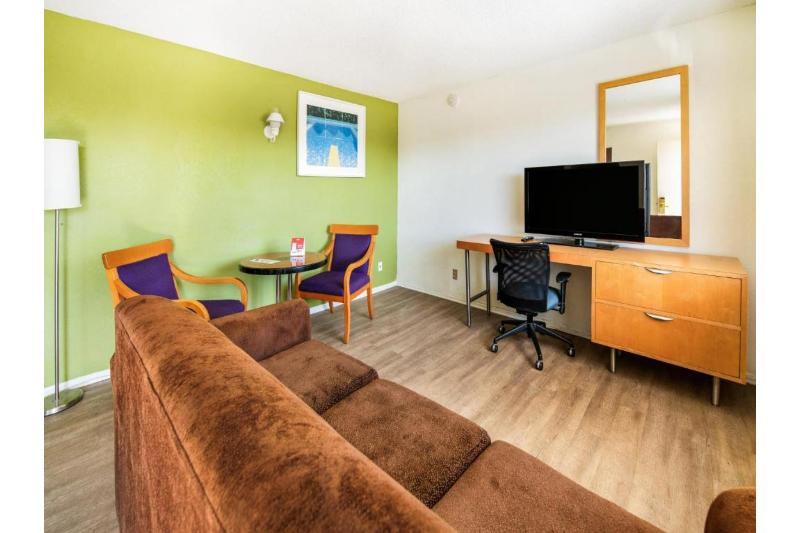 Hotel Ridgecrest An Extended Stay Studio image