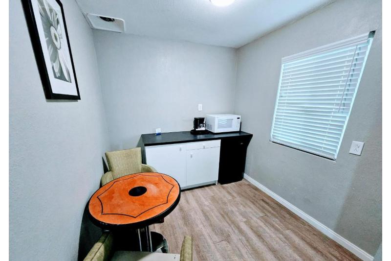 Hotel Ridgecrest An Extended Stay Studio image