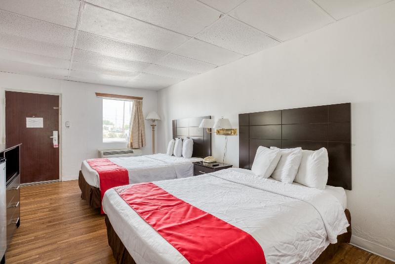 OYO Hotel San Antonio Lackland Air Force Base West image