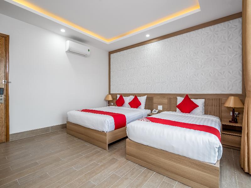 OYO 371 An Duong Hotel & Apartment image