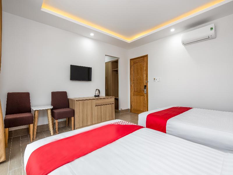 OYO 371 An Duong Hotel & Apartment image