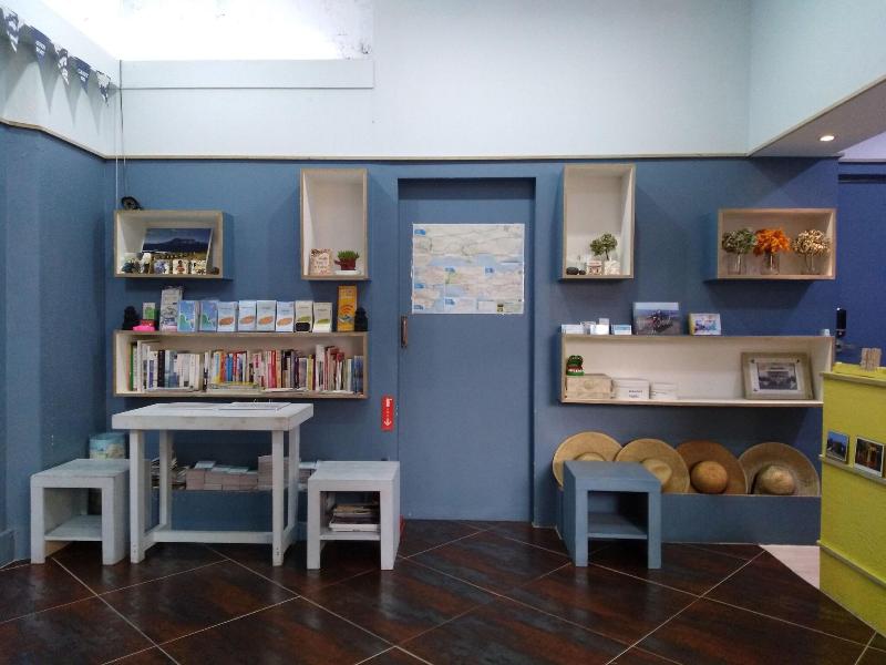 Slow Citi Hostel