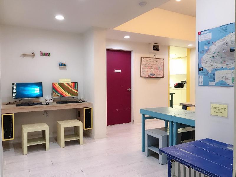 Slow Citi Hostel