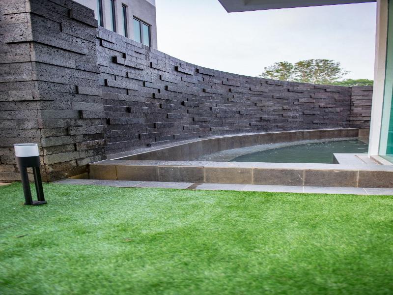 Hermitage Boutique House image