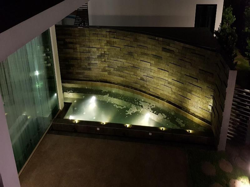 Hermitage Boutique House image