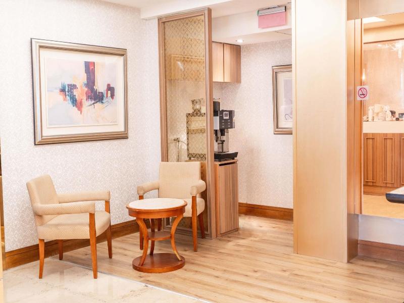 Neihu Elegance Hotel image