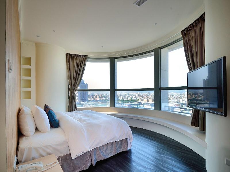 Merryday Hotel Banqiao Branch image