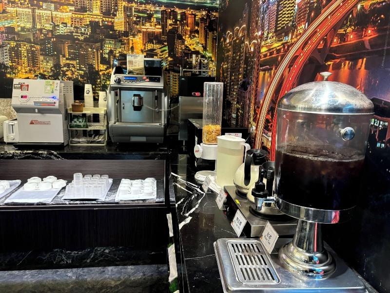 Merryday Hotel Banqiao Branch image