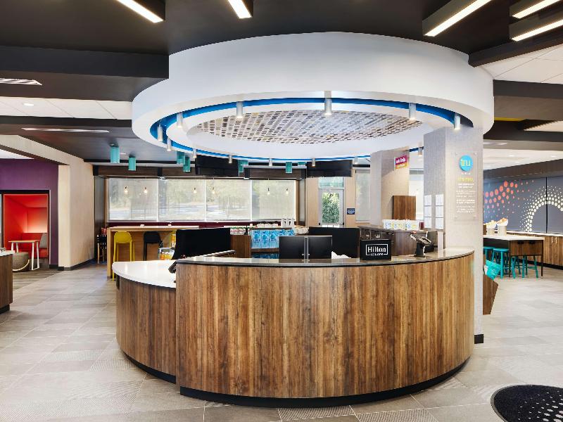 Tru by Hilton Atlanta Northlake Parkway image