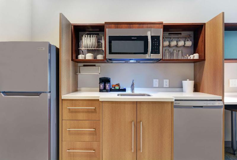 Home2 Suites by Hilton Charleston Daniel Island image