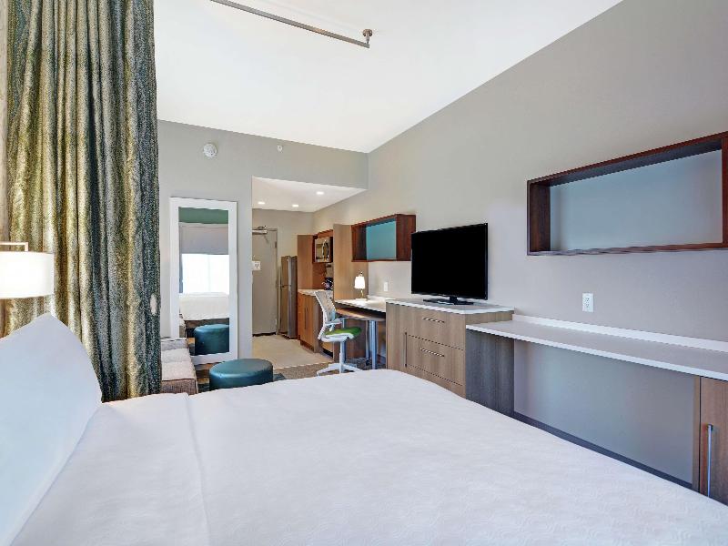 Home2 Suites by Hilton Charleston Daniel Island image