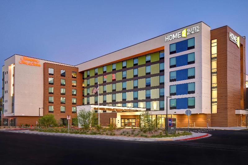Hampton  & Suites Las Vegas Convention Center