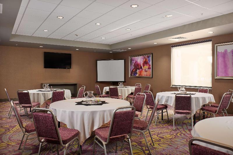 Hampton Inn Sherwood Portland image