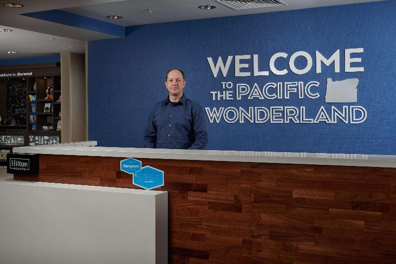 Hampton Inn Sherwood Portland image