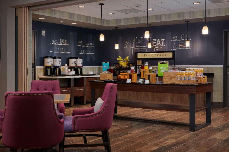 Hampton Inn Sherwood Portland image