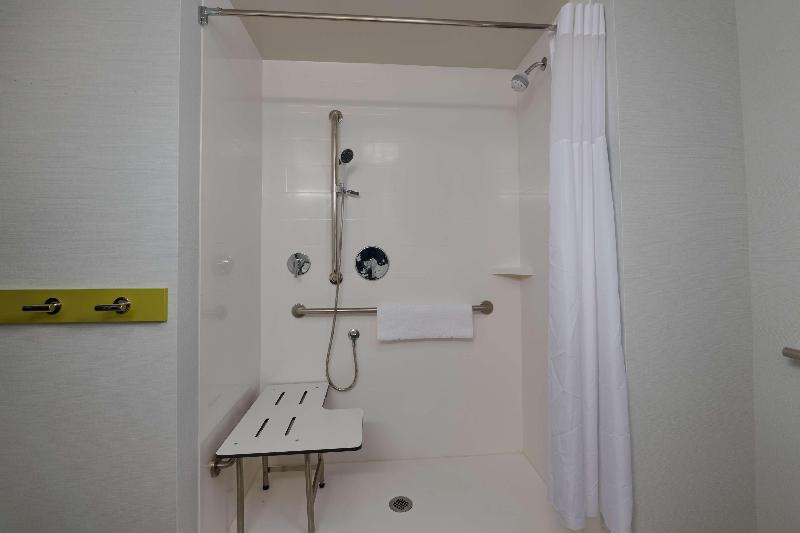 Hampton Inn Sherwood Portland image