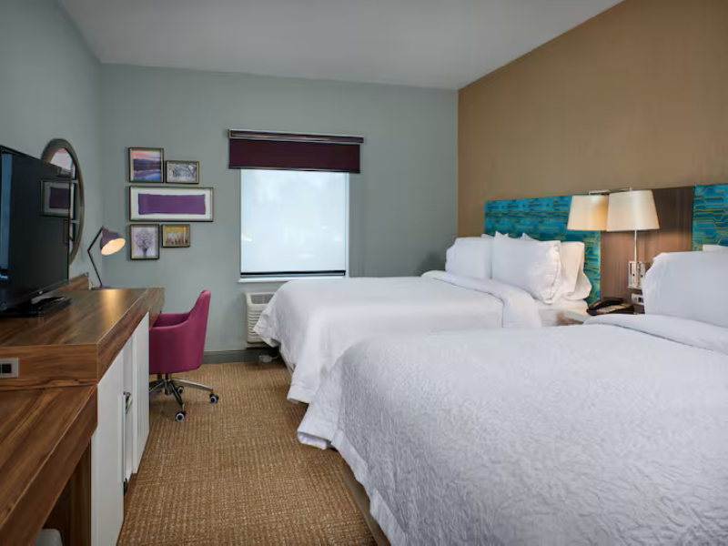 Hampton Inn Sherwood Portland image