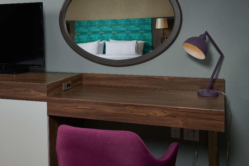 Hampton Inn Sherwood Portland image