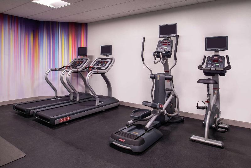 Hilton Garden Inn Kansas City Airport image