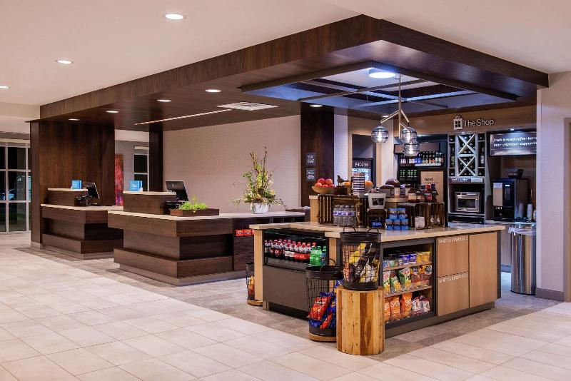 Hilton Garden Inn Kansas City Airport image