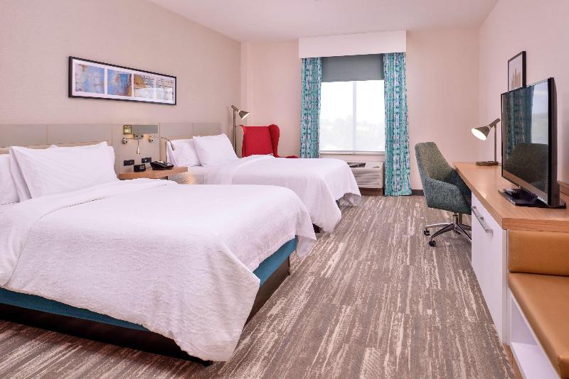 Hilton Garden Inn Kansas City Airport image