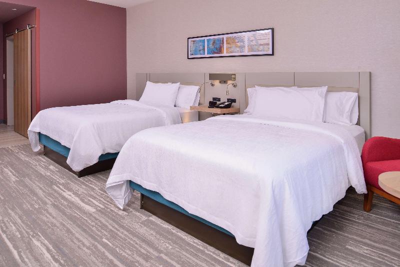 Hilton Garden Inn Kansas City Airport image