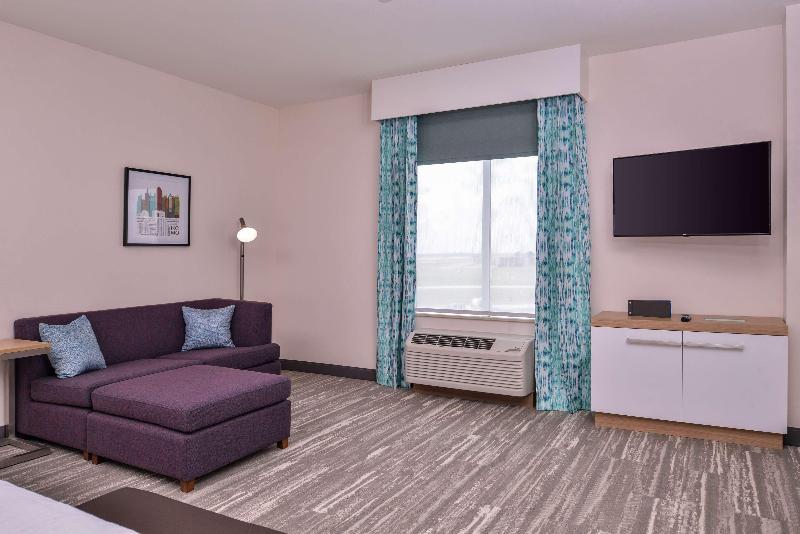 Hilton Garden Inn Kansas City Airport image