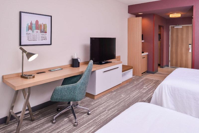 Hilton Garden Inn Kansas City Airport image
