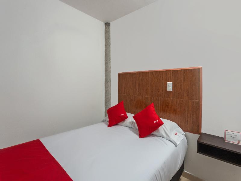 Capital O Hotel Emperadores Inn, Atlixco image