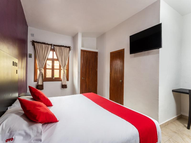 Capital O Hotel Emperadores Inn, Atlixco image