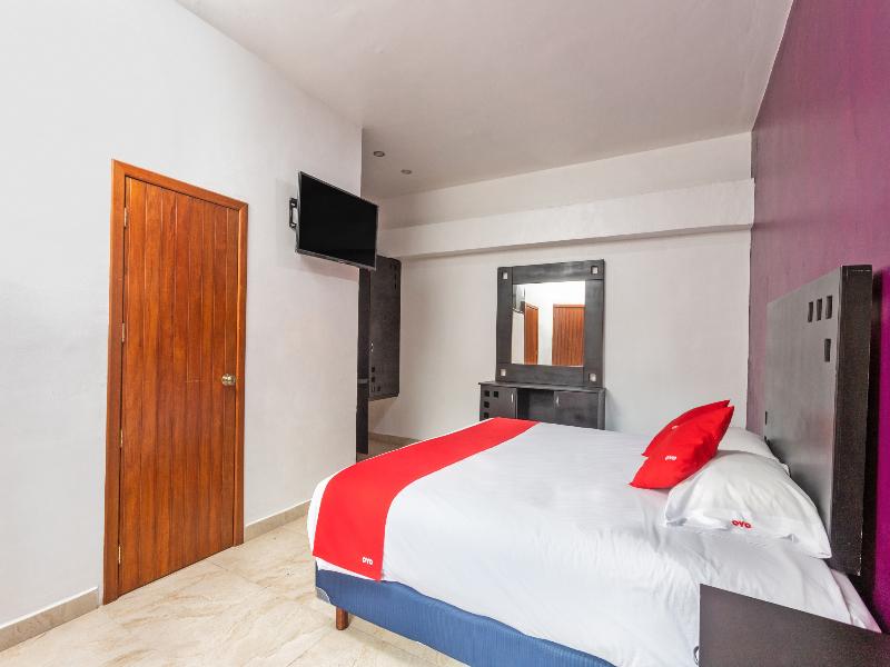 Capital O Hotel Emperadores Inn, Atlixco image