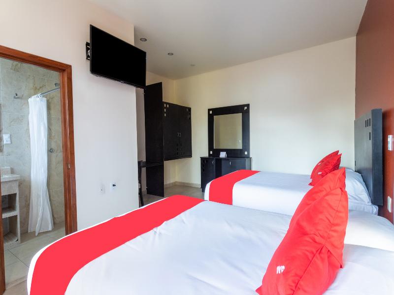 Capital O Hotel Emperadores Inn, Atlixco image