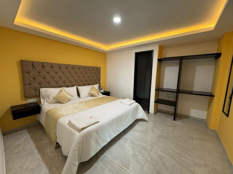OYO Hotel Familiar Tollan Cholula 4