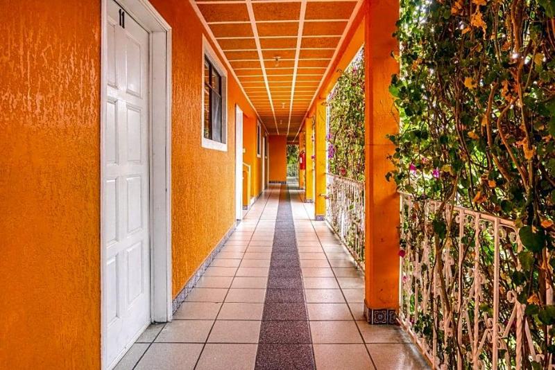 Hotel Posada Bugambilias