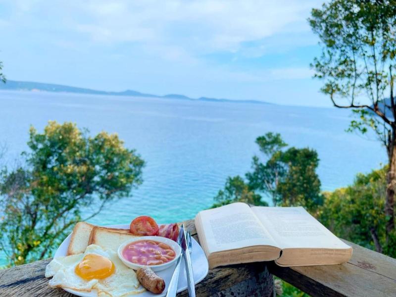 The Cliff Hostel