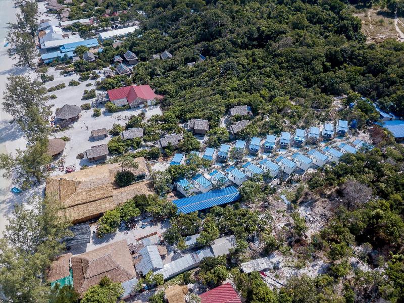 Sara Resort image