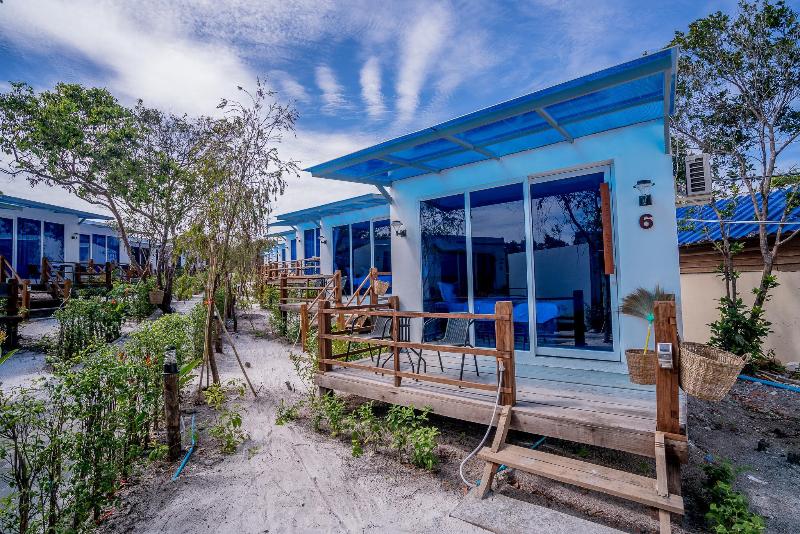 Sara Resort image