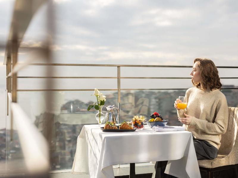 Sofitel Istanbul Taksim image