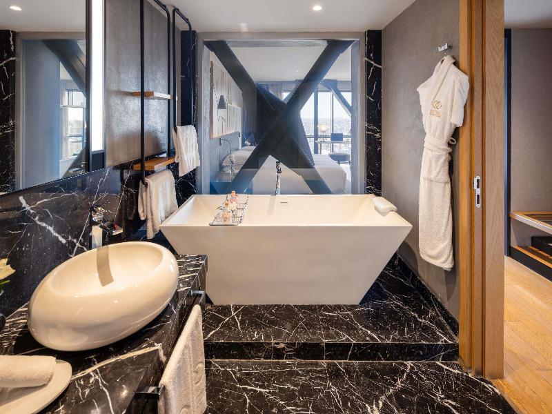 Sofitel Istanbul Taksim image