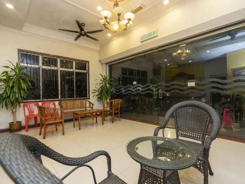 Fully Hotel Desa Tebrau image