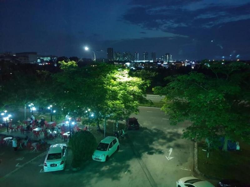 Fully Hotel Desa Tebrau image