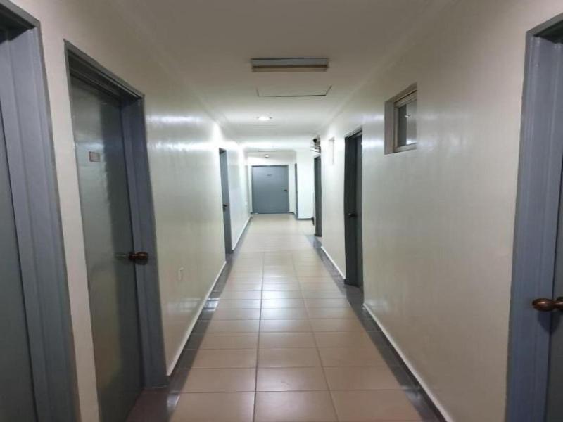 Fully Hotel Desa Tebrau image