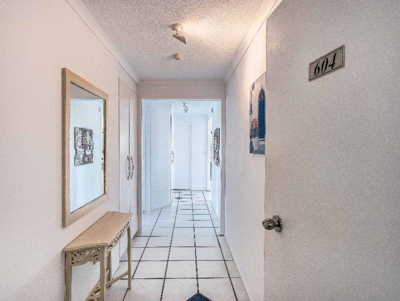 Baronnet Holiday Apartments image