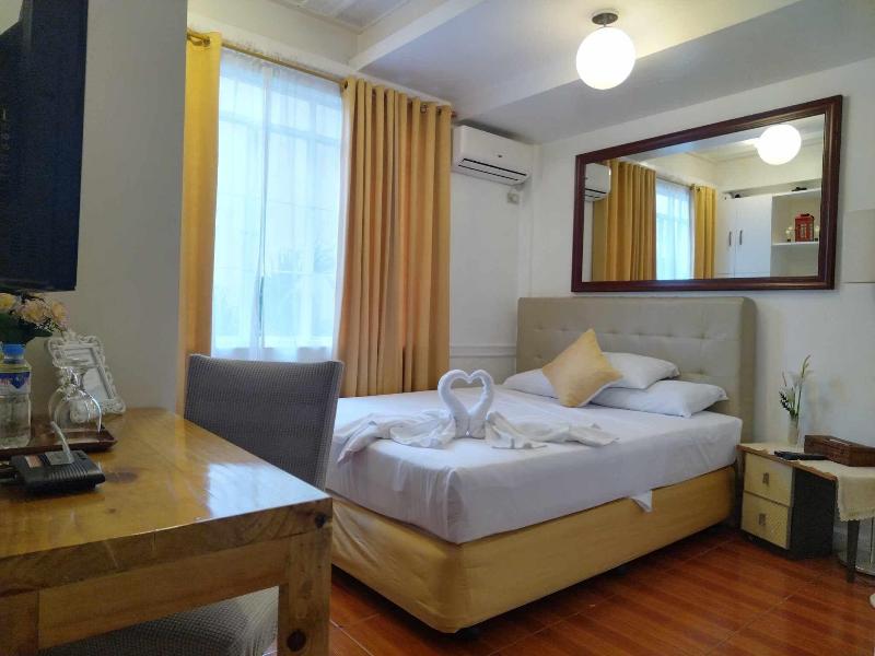 Makati Riverside Inn image