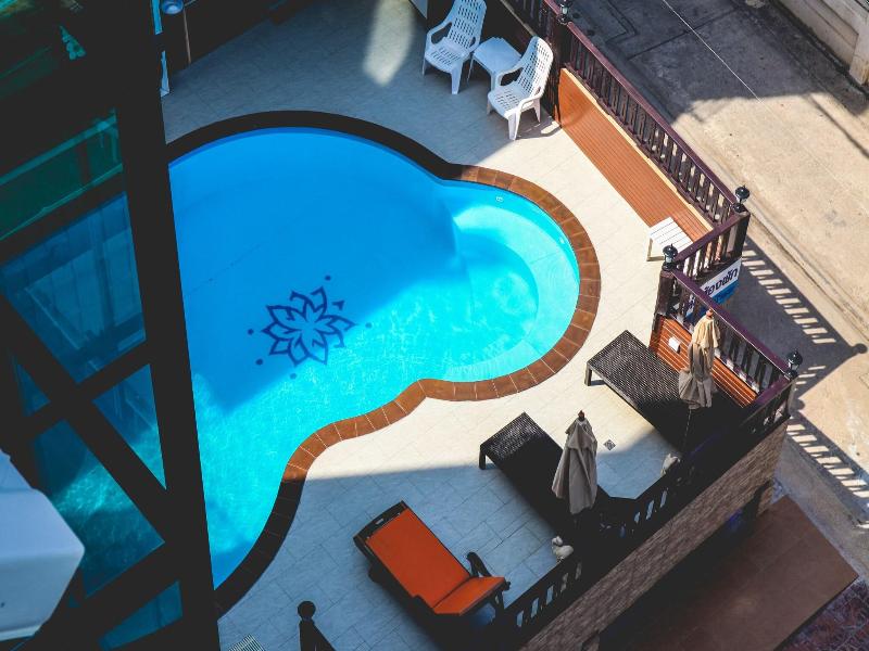 Hua Hin White Villa image