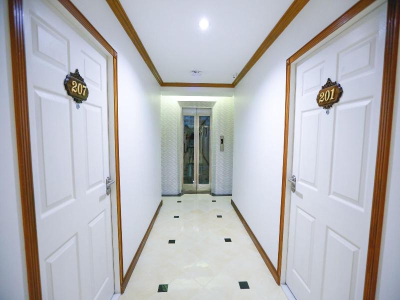 Hua Hin White Villa image