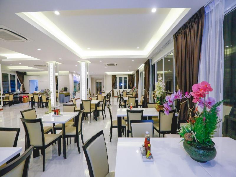 Hua Hin White Villa image