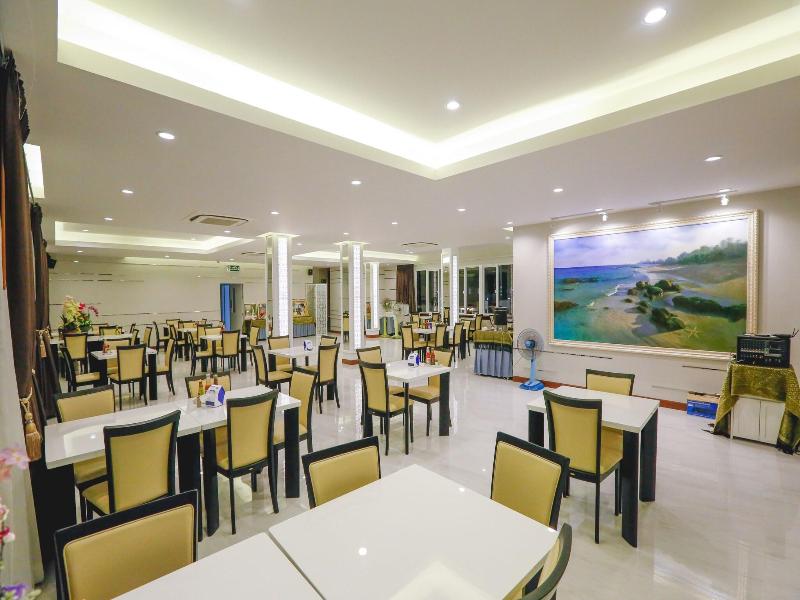 Hua Hin White Villa image