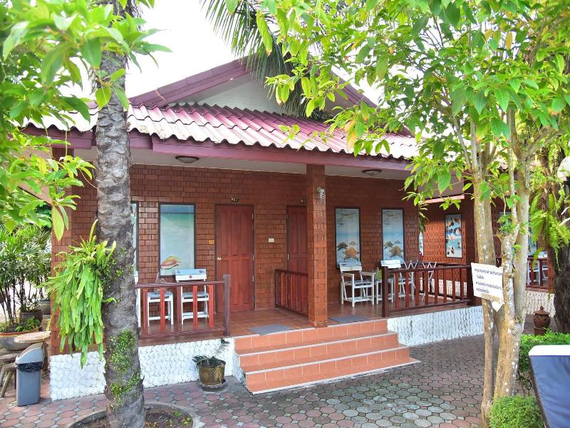 Bankrut Resort image