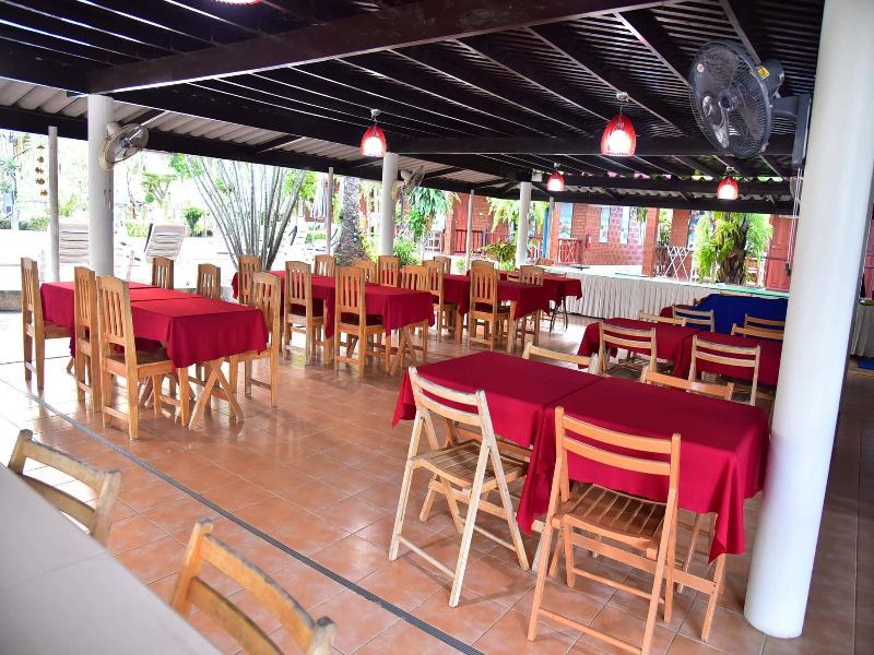 Bankrut Resort image